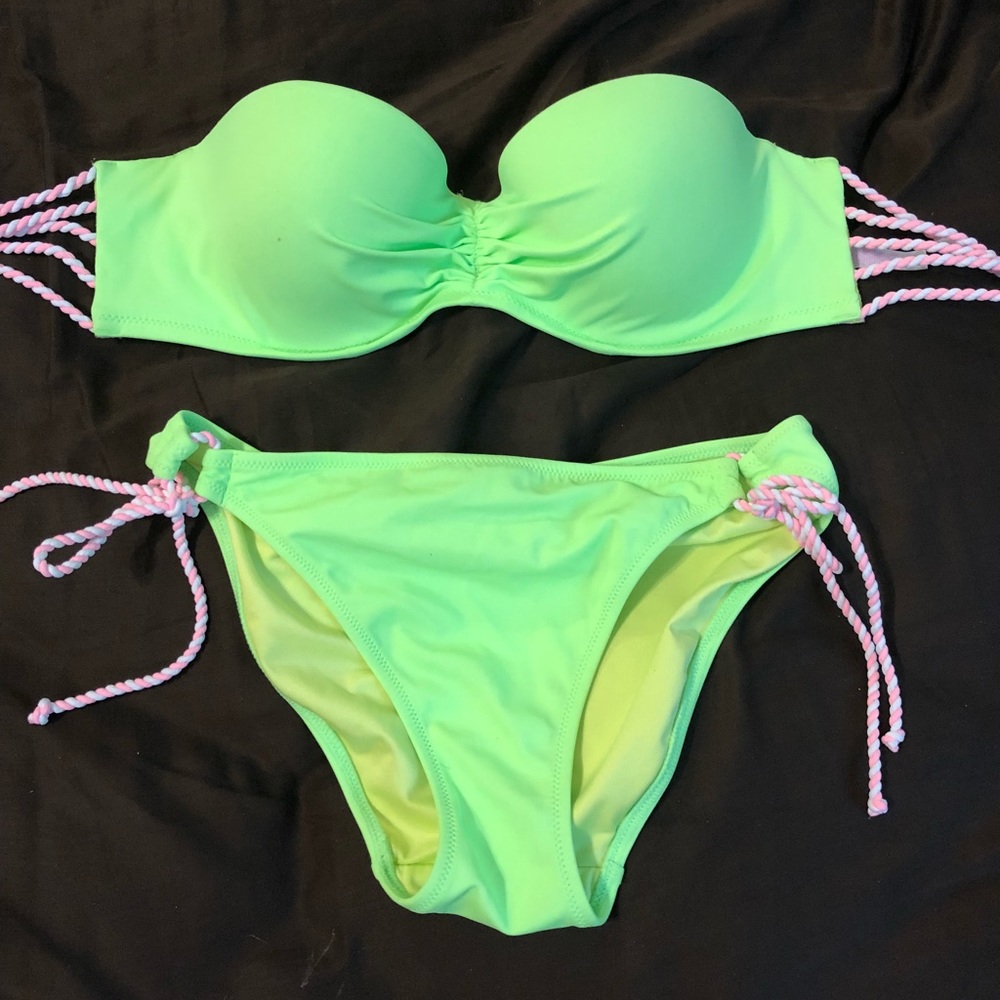 VS bikini. NWOT